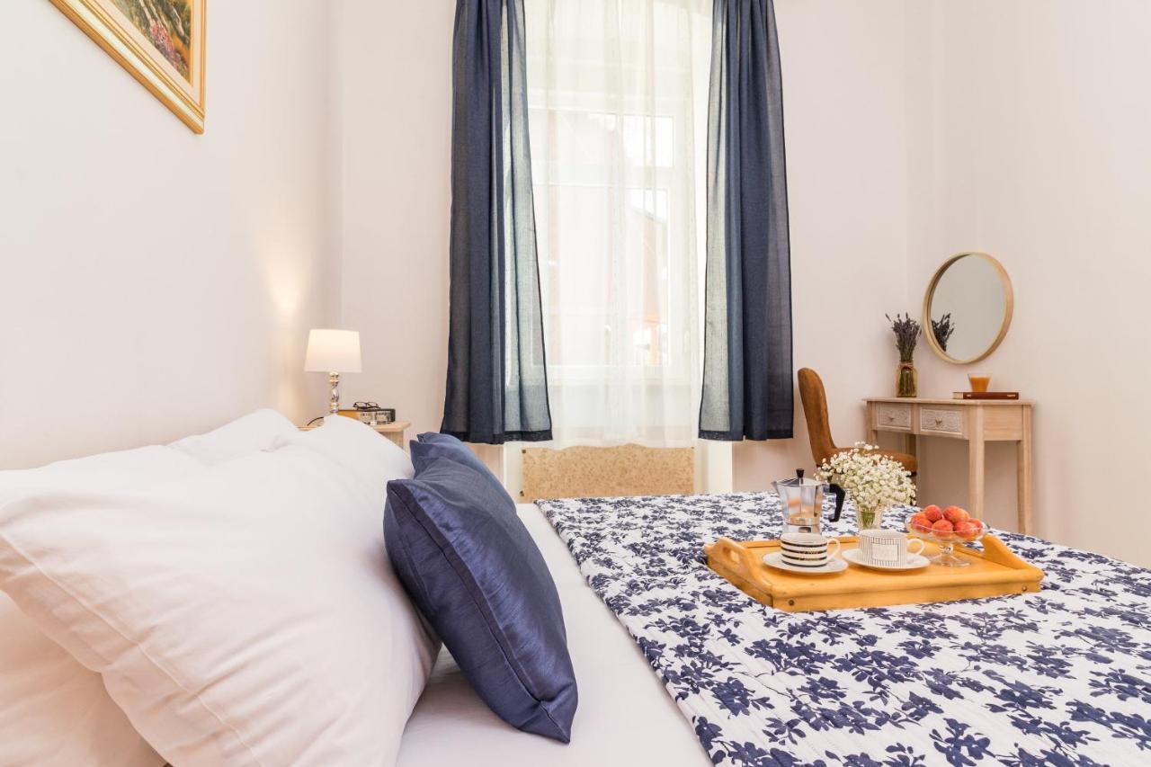 Apartman Lussi Пула Екстер'єр фото