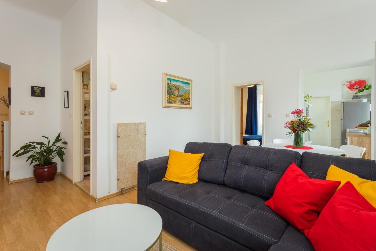Apartman Lussi Пула Екстер'єр фото