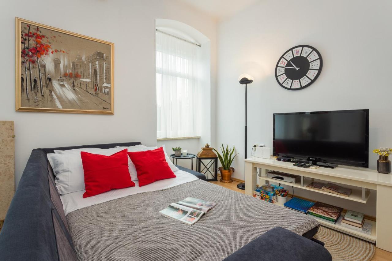 Apartman Lussi Пула Екстер'єр фото