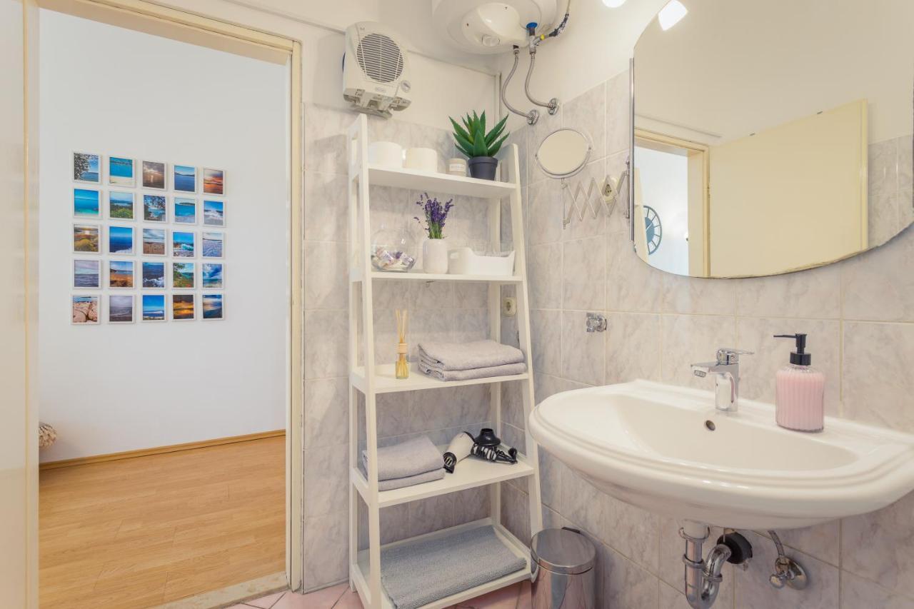 Apartman Lussi Пула Екстер'єр фото